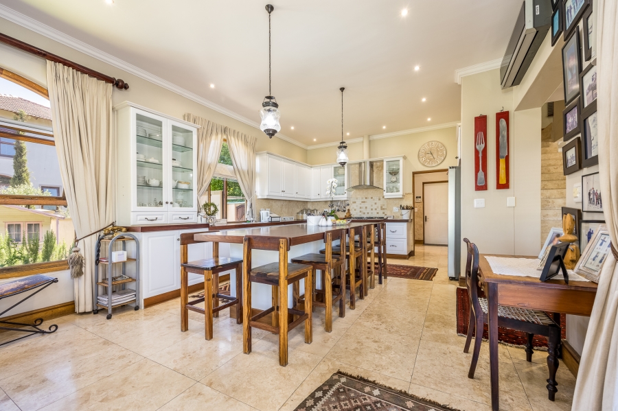 5 Bedroom Property for Sale in Klein Zevenwacht Western Cape